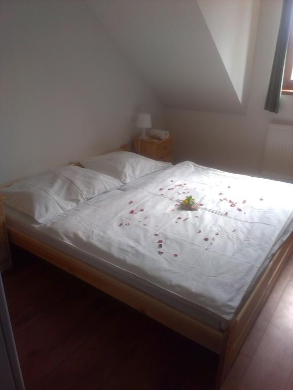 Penzion Pod Vyhlidkou Pecka Room photo